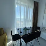 Studio303 By Allegio: Mamaia's Seaside Luxury Near Finest Clubs & Beaches