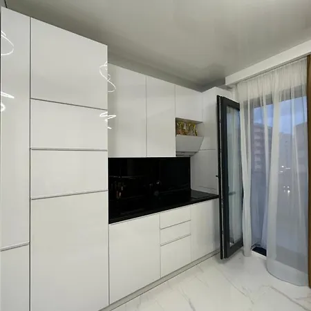 Studio303 By Allegio: Mamaia's Seaside Luxury Near Finest Clubs & Beaches * Mamaia