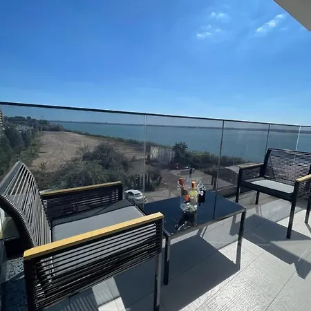 Studio303 By Allegio: Mamaia's Seaside Luxury Near Finest Clubs & Beaches Appartamento Mamaia