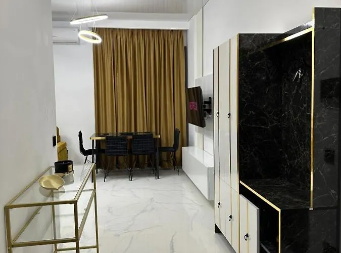 Lägenhet Studio303 By Allegio: Mamaia's Seaside Luxury Near Finest Clubs & Beaches